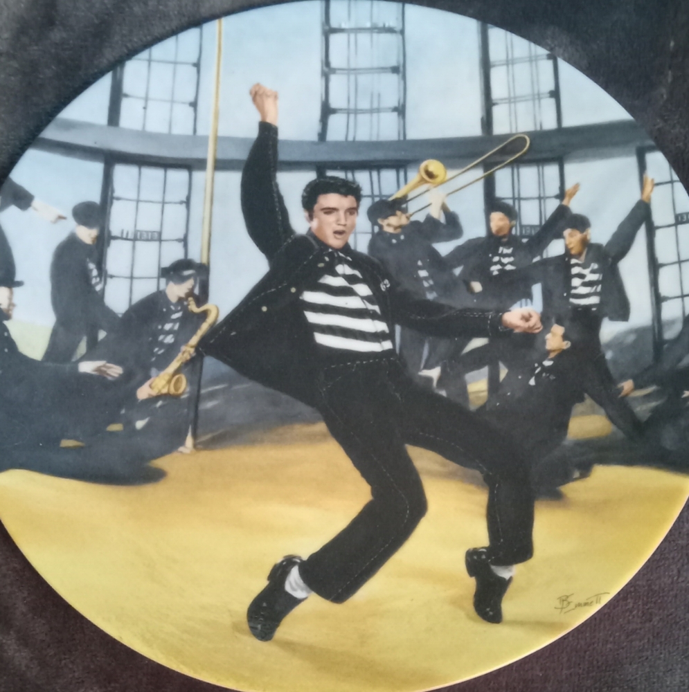 Energetic Dance Scene Wall Art Plate